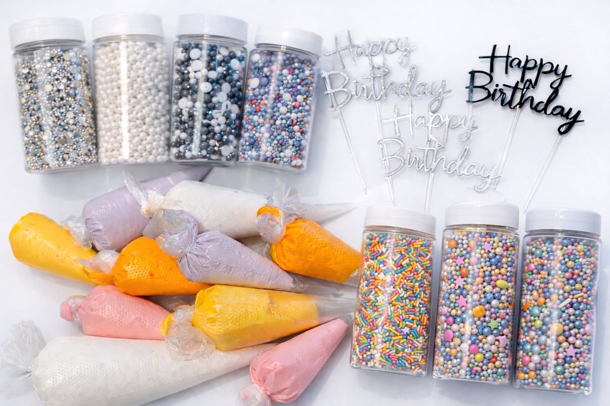 Preparing icing for order at CozySweetery