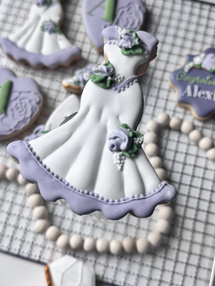 Elegant Dress Sugar Cookieswer