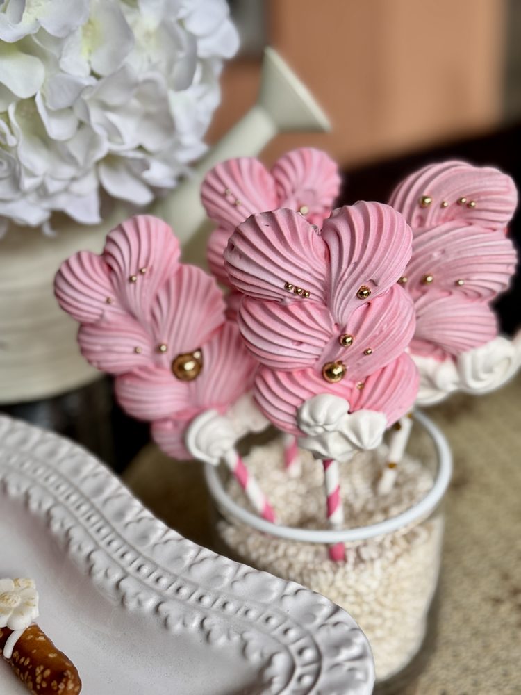 Meringue Hearts on a Stick